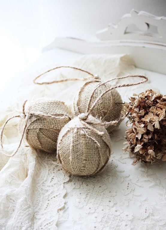 burlap ornaments