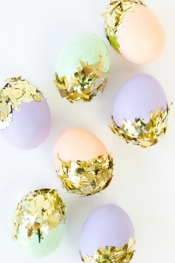 14 Fantastic Ways to Decorate Easter Eggs