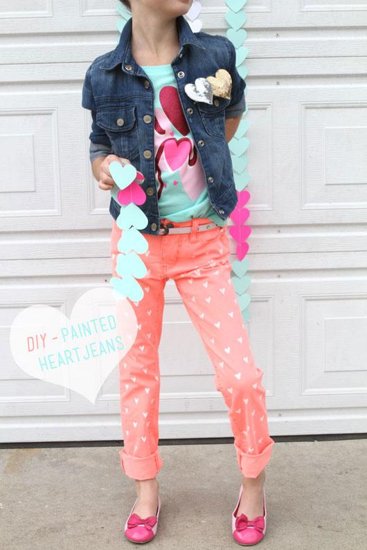 DIY-Painted-Heart-Jeans