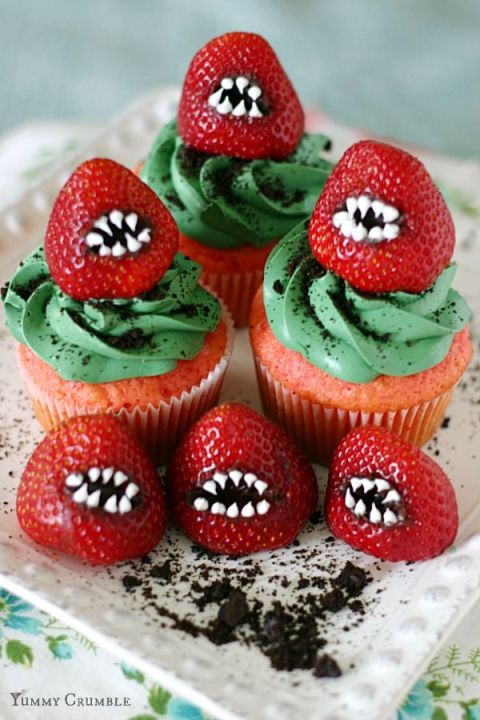 20 Yummy Halloween Cupcake Recipes13