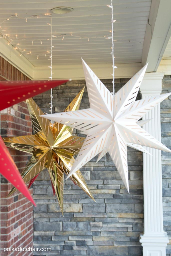 20 Ways to Decorate Your Porch for Christmas16