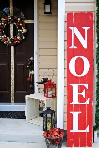 20 Ways to Decorate Your Porch for Christmas5