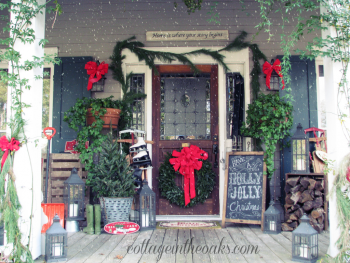 20 Ways to Decorate Your Porch for Christmas7