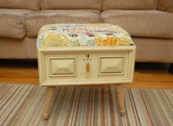 diy_drawer_ottoman_10