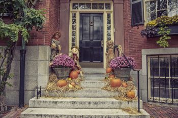 Fall Porch Decor | DIY Fall Porch Decor | Fall Porch Decor Ideas | Fall Porch Decorations | Fall Porch | Outdoor Fall Decor