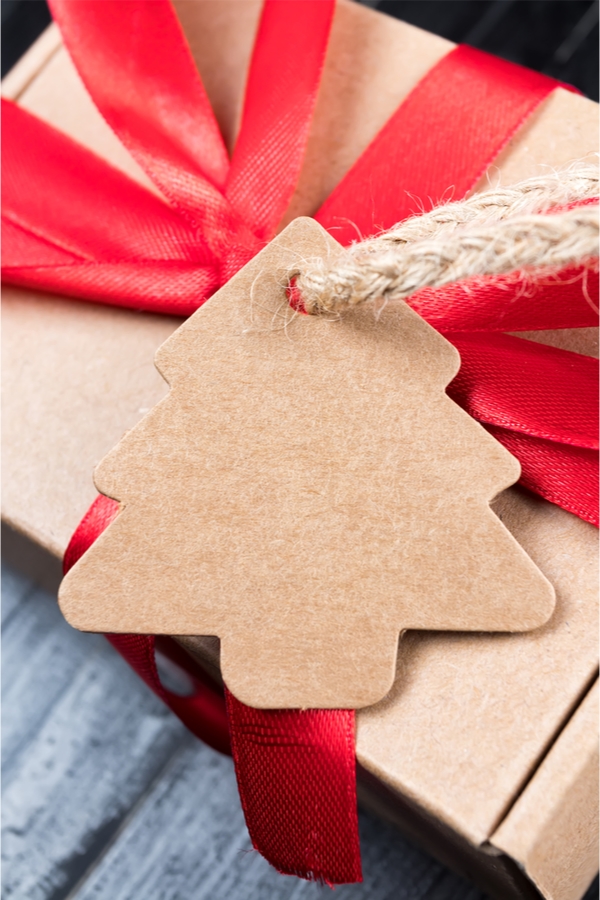 DIY Christmas Gift Tags | Christmas | DIY | DIY Christmas gift tags | gift tags | DIY Christmas | Christmas gift tags | DIY gift tags 
