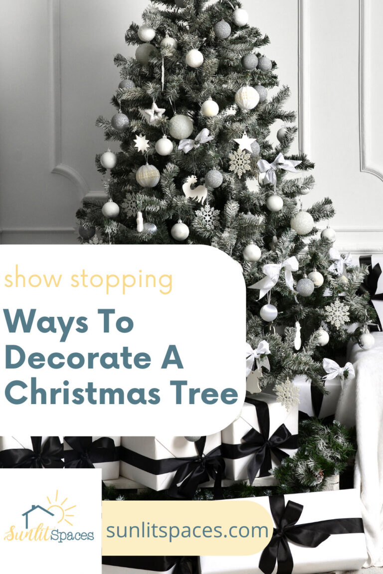 10 Insanely Beautiful Ways to Decorate A Christmas Tree - Sunlit Spaces