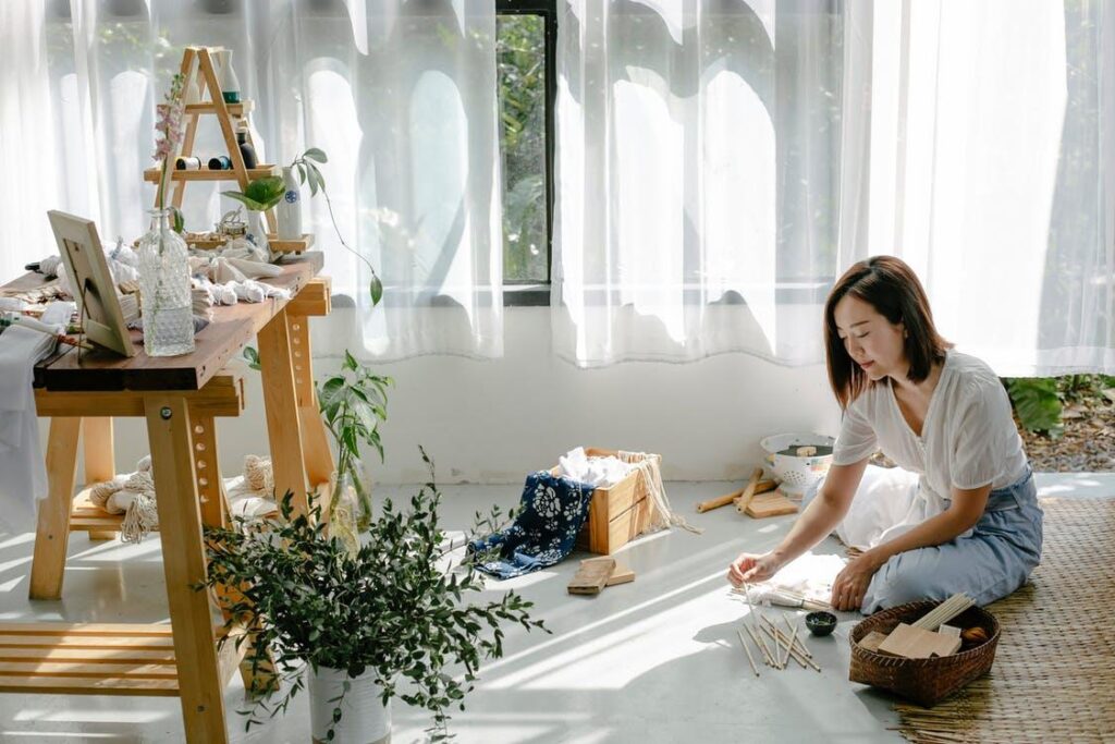 Japanese home décor involves letting in natural light